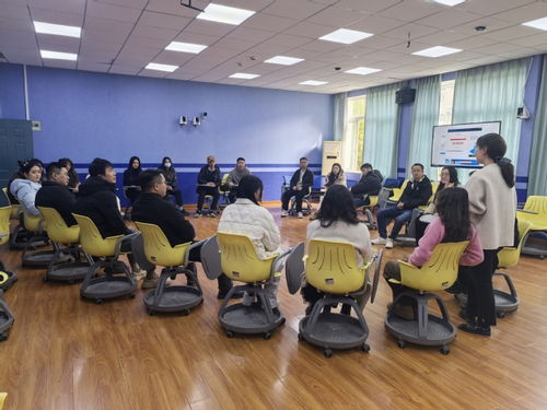 心理健康教育与咨询中心开展2025年春季新进教职工心理健康培训及团体辅导