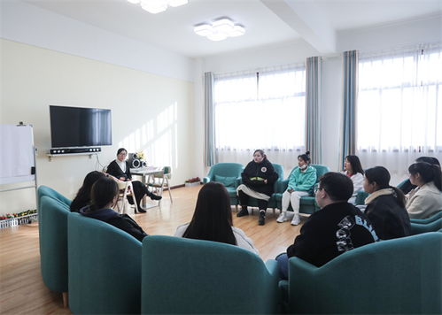 我校省级心理健康教育与咨询示范中心复验工作圆满完成
